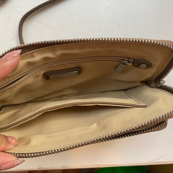 Danier Leather 3 Zipper Taupe Crossbody Bag - Picture 3 of 5